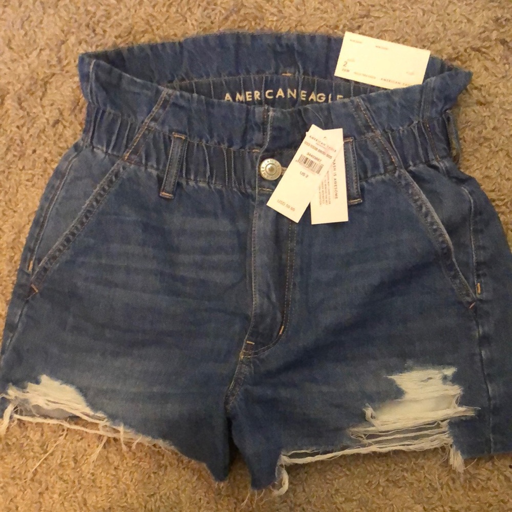 American Eagle Outfitters Super High Rise Mom Shorts NWT Size 2
